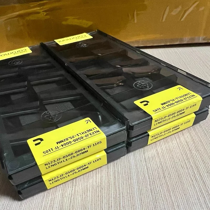 

Hard alloy cutting blades N123J2-0500-0004-TF 1105