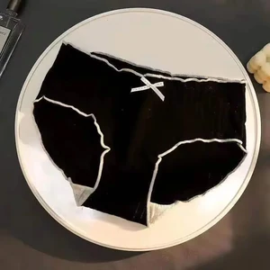 ملابس داخلية مثلثة غير ملحومة للحرير البارد للنساء خصر منخفض على الطراز الأوروبي والأمريكي 3 قطع أفضل 10 امرأة مبيعا ترتدي سراويل داخلية - رقم 10