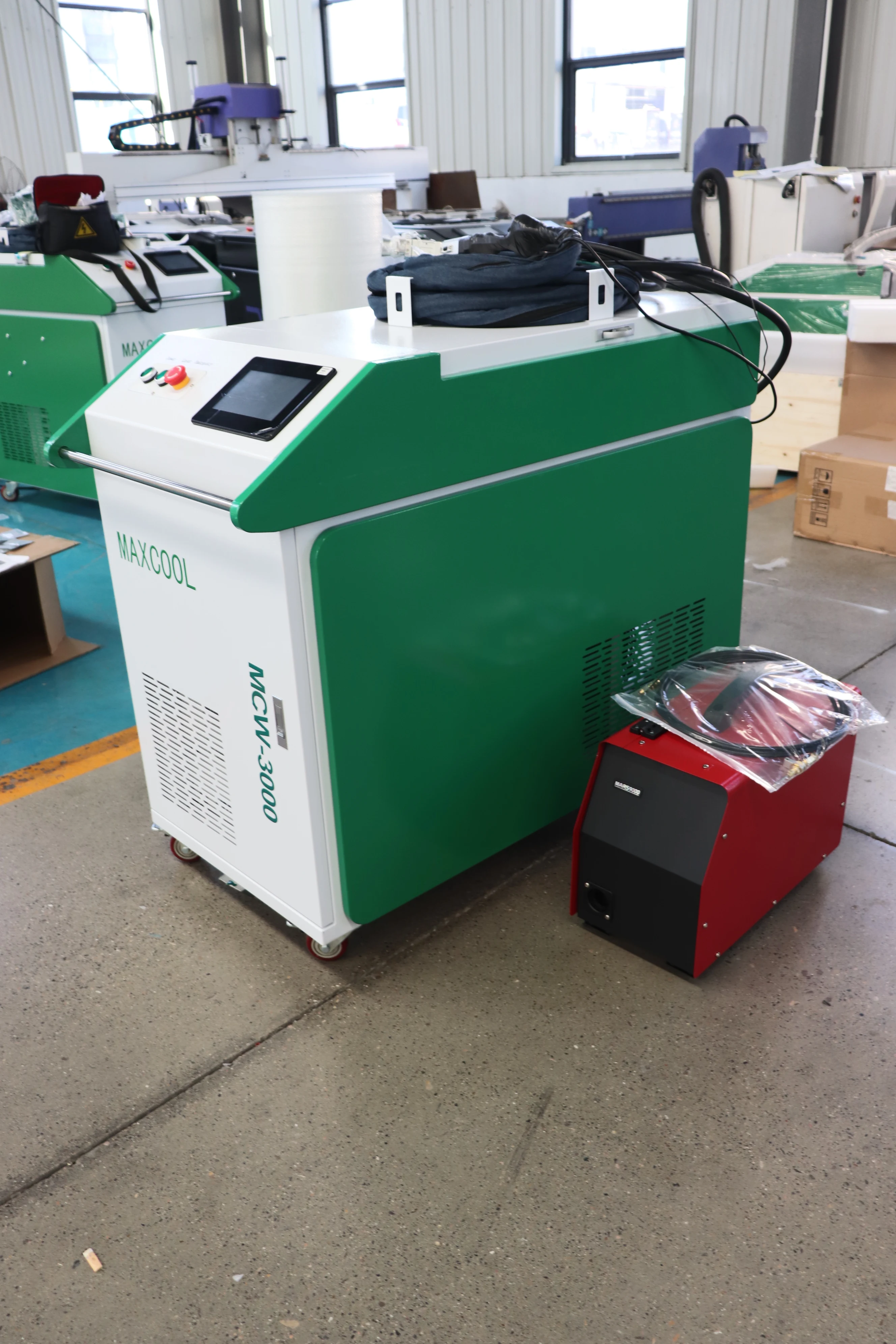 2kw 3000w three functions in one machine 220v 380v rust removing for metal steel 3in 1 fiber laser welding equipment for sale