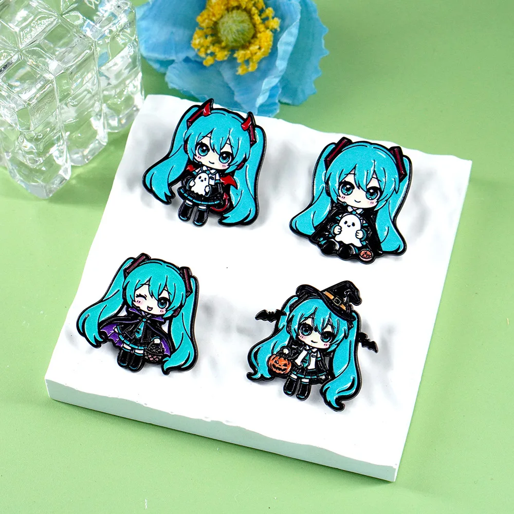 4-10 Stück Niedliche Blauhaarige Mädchen Miku Halloween Emaille-Pins Geisterhexe Anstecknadel Brosche für Rucksack Jeansjacke Deko Geschenk – Detail 6