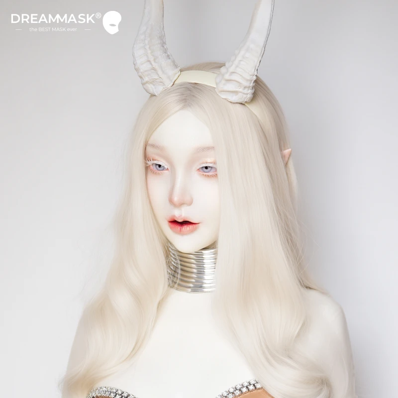 

Silicone headgear COS want Ji, Sila linkage, white, with latex clothes, fake women