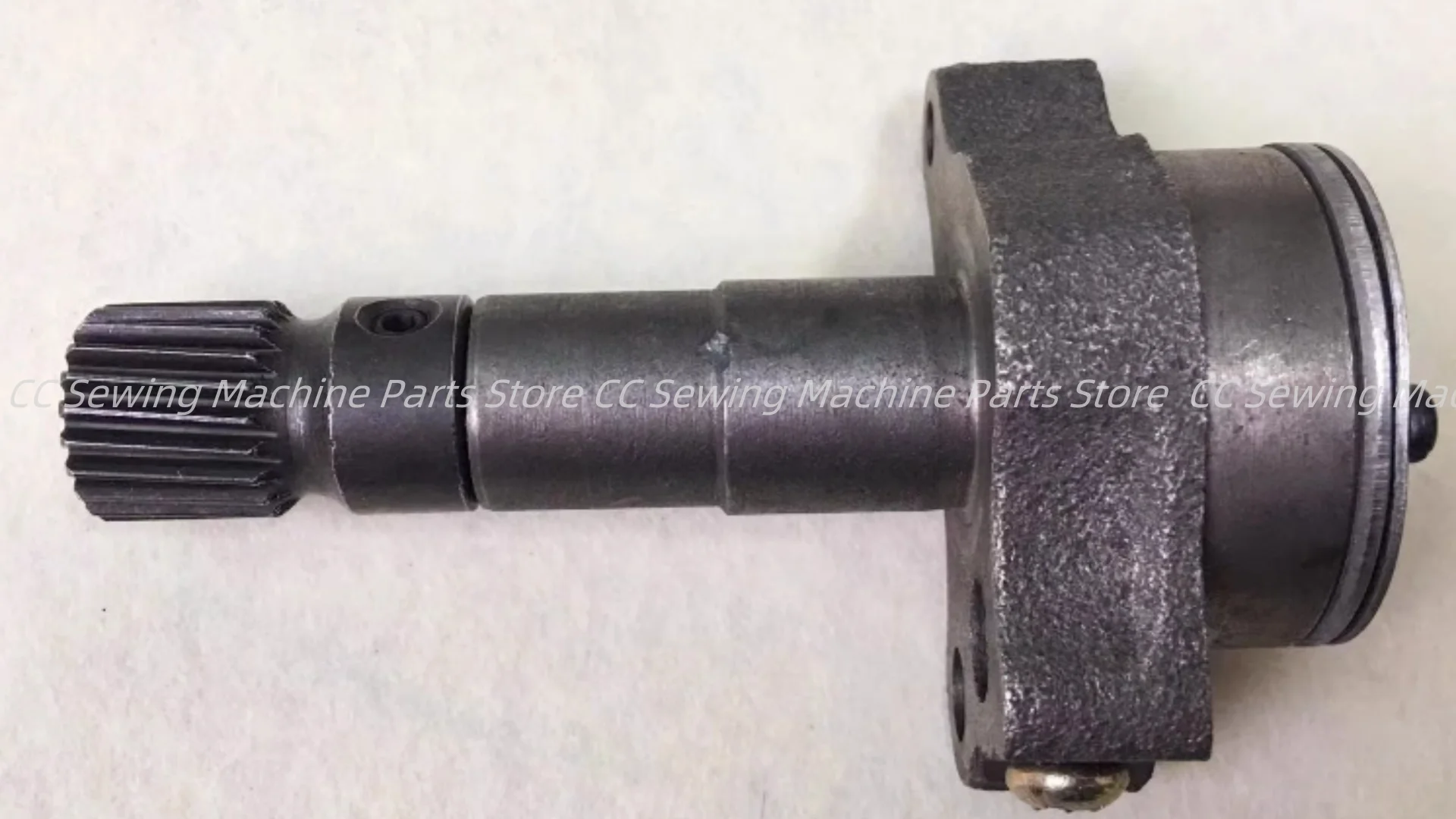 Siruba 747 four-wire overlock sewing machine 757 oil pump gear turbine for oil pump industrial sewing machine spare parts