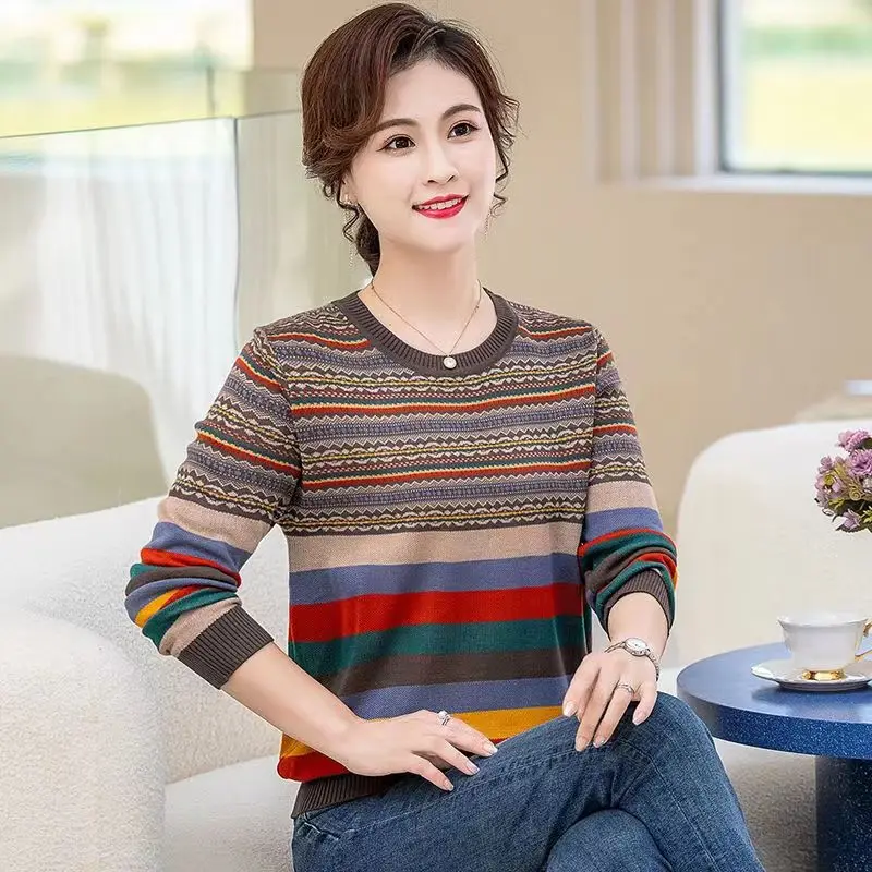 

2023 New Autumn and Winter Women's Crew Neck Knitted Sweater Colorful Pinstripe Flattering Stripe Versatile Bottom Jumpers Top