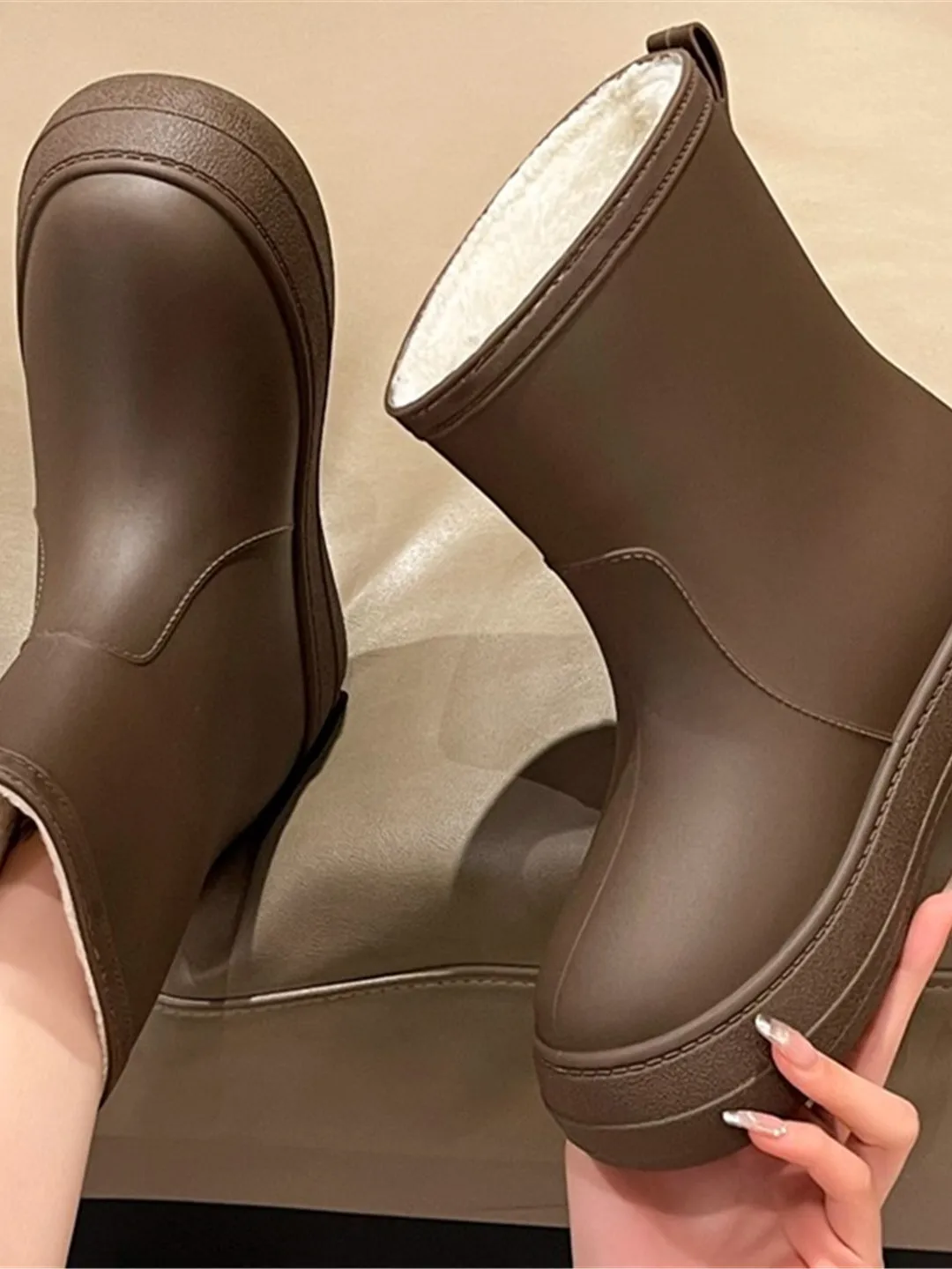 

Faionable дождевые женские непромокаемые сапоги на плоской подошве до середины икры, нескользящие водонепроницаемые зимние ботинки, уличная одежда