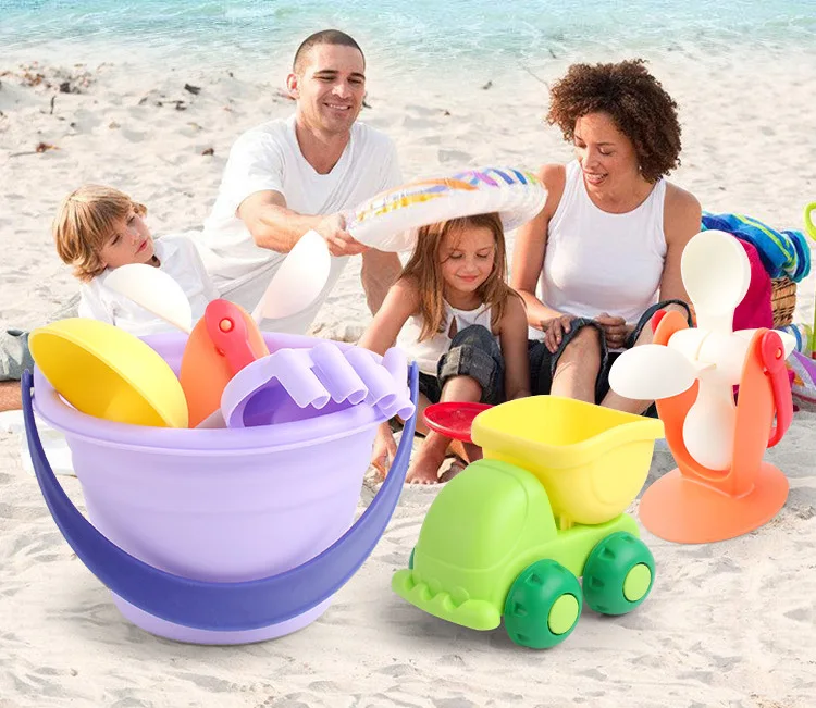 Children's toys portable bucket shovel outdoor seaside swimming pool beach sand toys parent-child water shower game Random Color