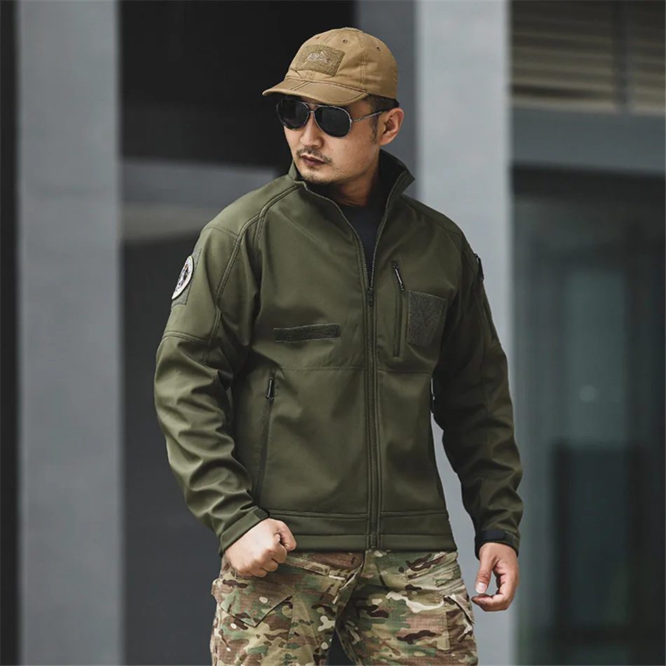 Lightweight Military fan Tactical Jacket Slim Fit Soft Shell Jackets Autumn Outdoor Sprots Wind and Water Resistant Windbreaker