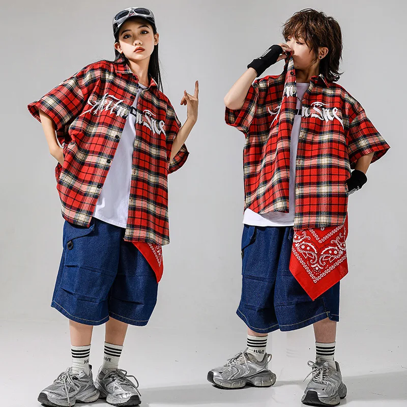 Vêtements Kpop Hip Hop pour enfants, chemise ample à carreaux rouges, Streetwear bleu, short en Denim pour filles et garçons, Costume de danse Jazz