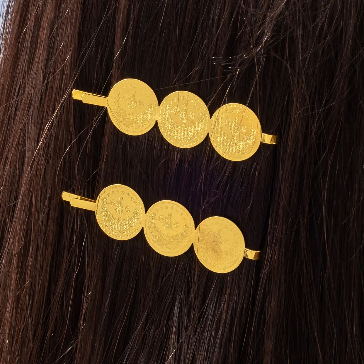 Pair of Stylish Gold Hairpins Arabic Bride Wedding Accessory Pins Suitable for Various Occasions Multi-Purpose Ladies Hair Acces