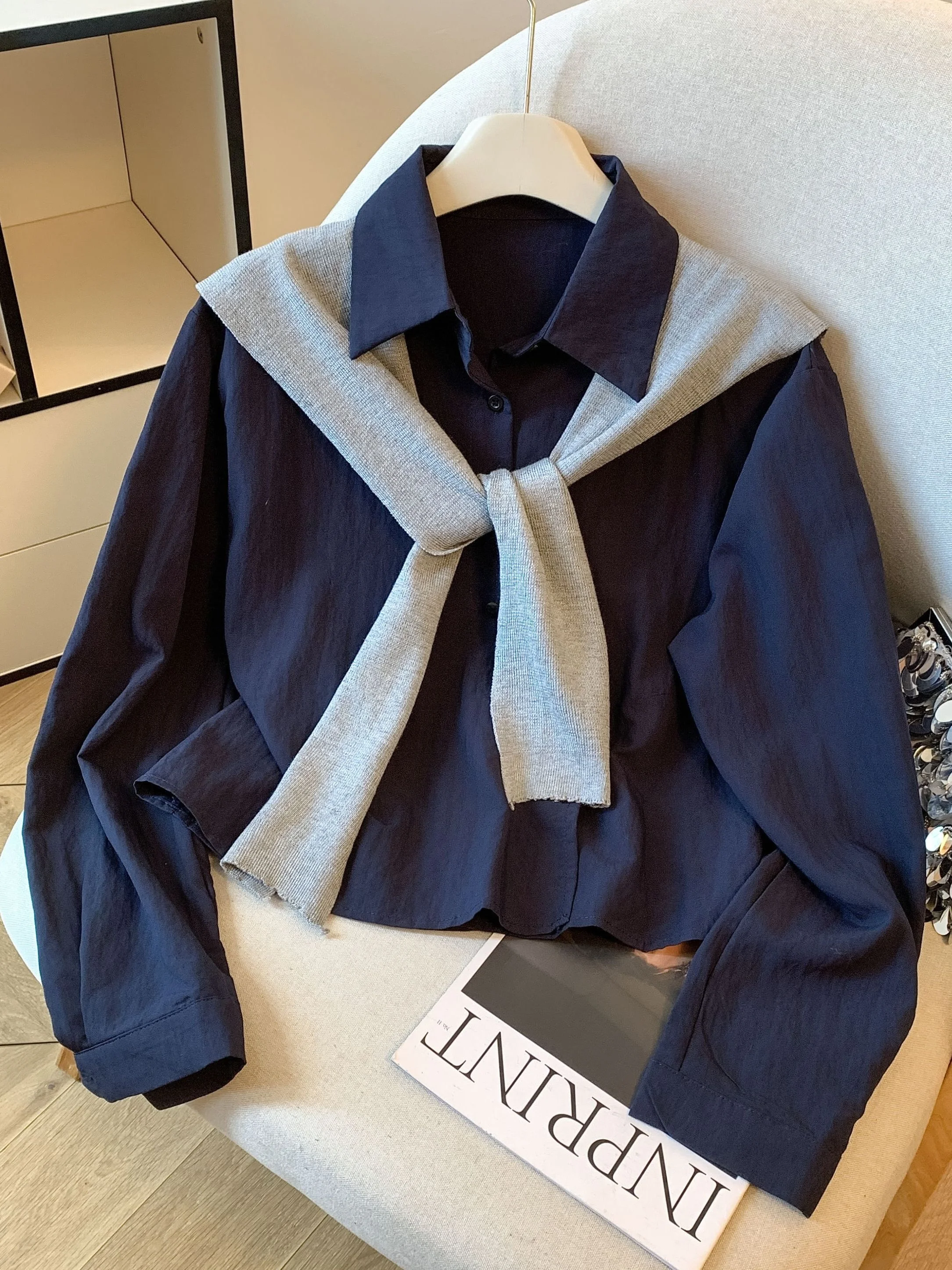 

Уникальный яркий тибетский синий комплект из двух предметов: рубашка с длинным рукавом и шаль, весна-осень, стандартный крой, хлопок, французский стиль