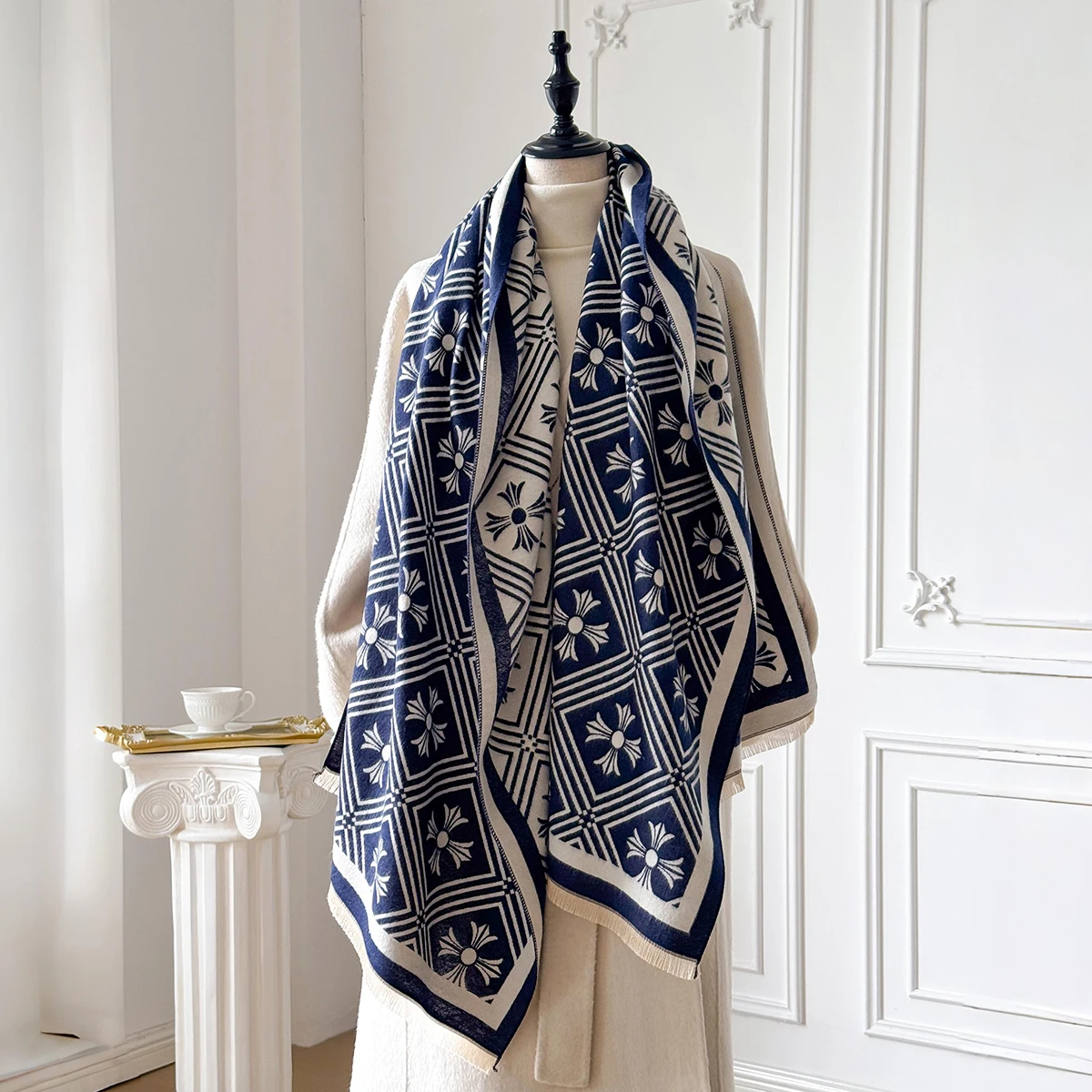 Winter Warmer Kaschmirschal für Frauen Luxus Pashmina Decke Dicker Schal Wickelhalstuch Mode Bufanda Echarpe Poncho 2025 – Detail 1