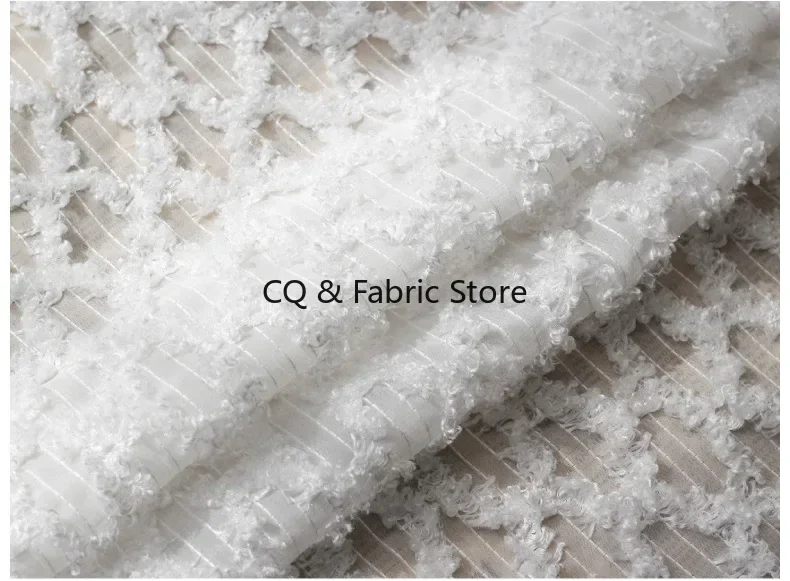 新しいロールプラッシュ刺繍生地、菱形格子幾何学模様、フック刺繍生地、シフォンウェディングドレス生地