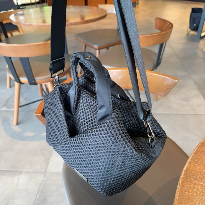 Casual Mesh Puffer Bags For Women Luxury Designer Handbag And Purses 2026 New In Polyester Top Handle Metal Sheet Small Shoulder