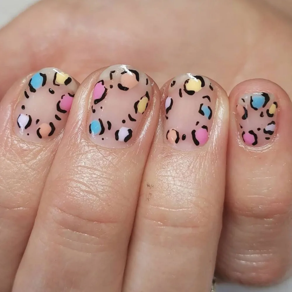 Feuille d'autocollants 3D motif léopard pour la décoration des ongles, décalcomanies adhésives pour Nail Art, sans eau, motif animal, breloques, vernis, manucure, 1 pièce