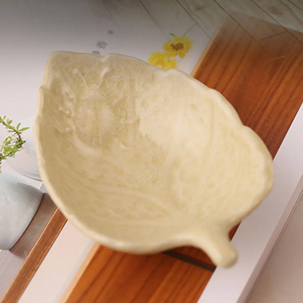 

2Pcs Essential Oil Mixing Bowl Ceramic Aroma Holder for Beauty Salon Home Spa Facial Mask Blending Dishes Essential Oil Plate