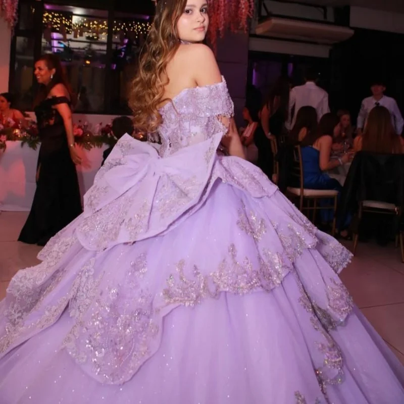 فستان Quinceanera أرجواني لامع عاري الكتفين كريستال لامع ثلاثي الأبعاد زهرة ملصق طويل الذيل القوس Vestidos De 15 Quinceanera تخصيص #4
