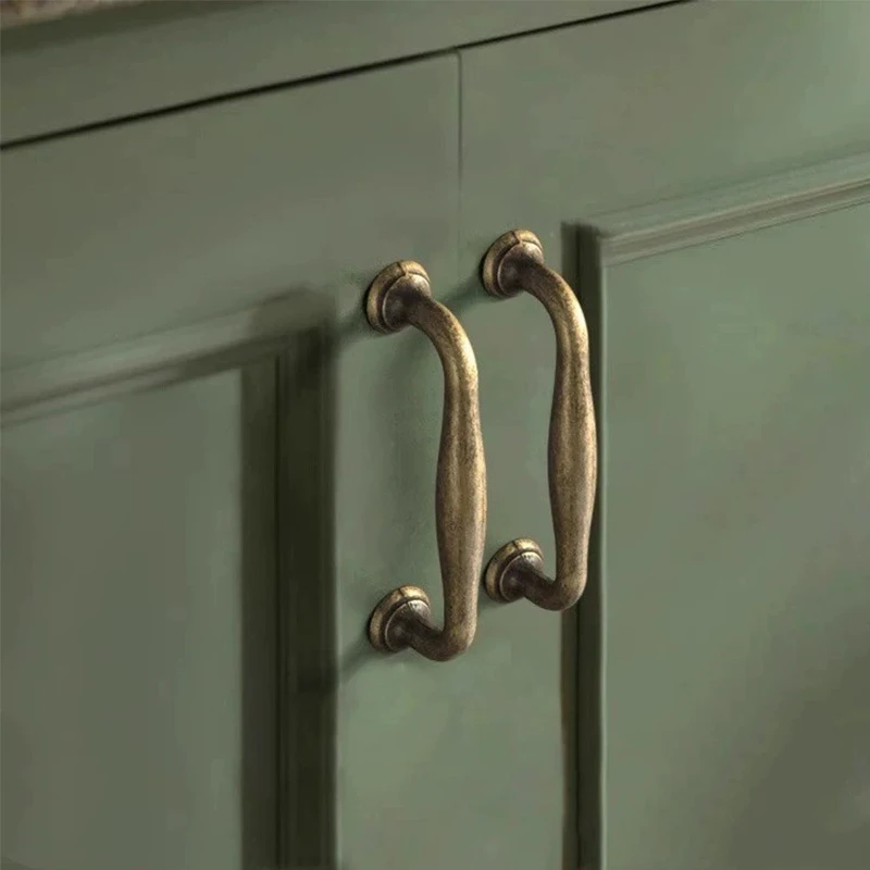 

2Pcs Antique Brass Cabinet Handles ,Polished Zinc Alloy Single Hole Drawer Knobs for Wardrobe & Cabinet Doors, Easy Installation
