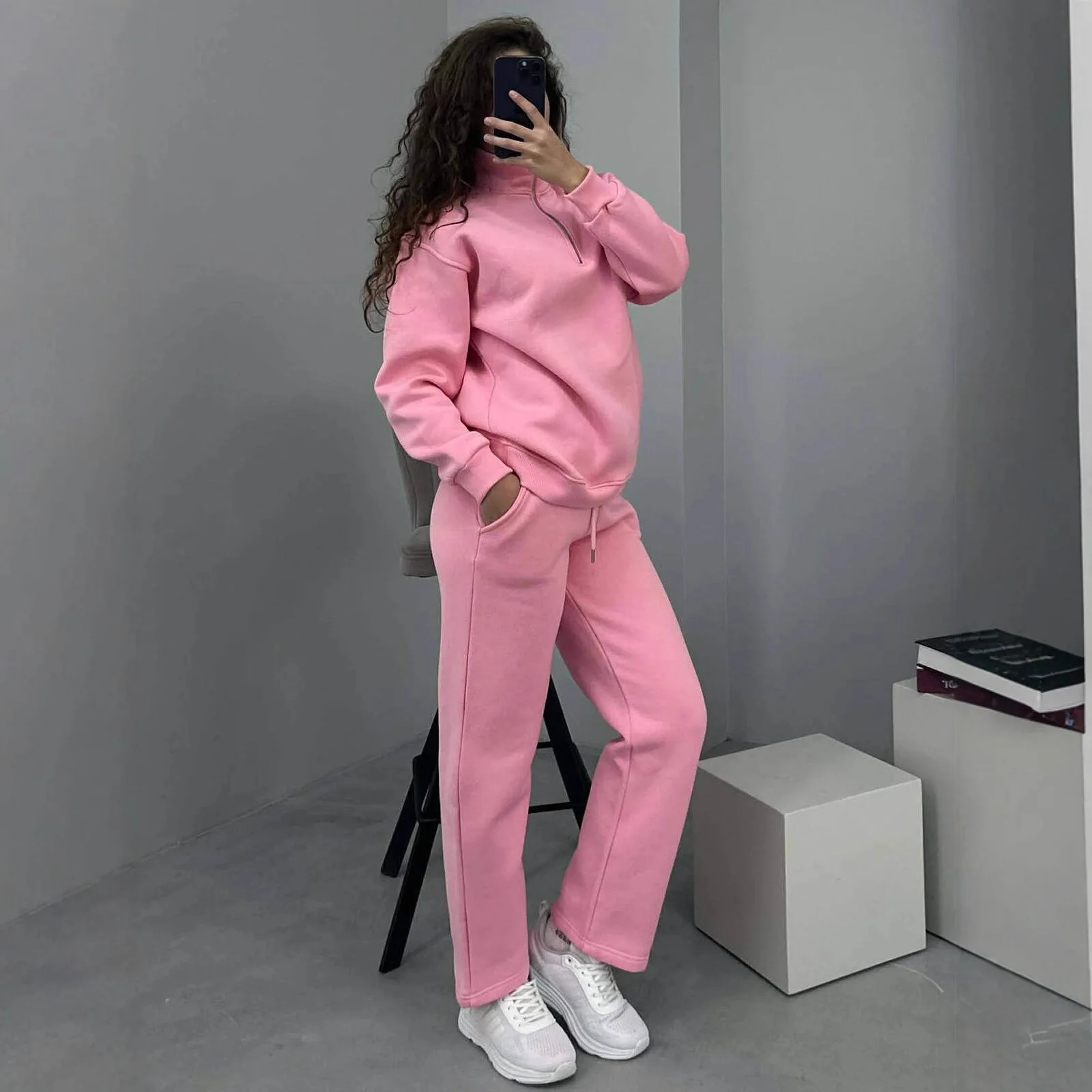 2025 Women,s Sweatirt Pants Set Women's Polyester Fiber Pure Color Tee-piece Set Autumn Wear
