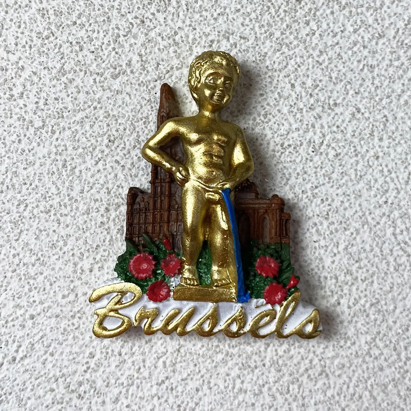 

Belgium Brussels Capital Golden Creative Peeing Child Fridge Magnet Travel Souvenir 3D Magnetic Painting