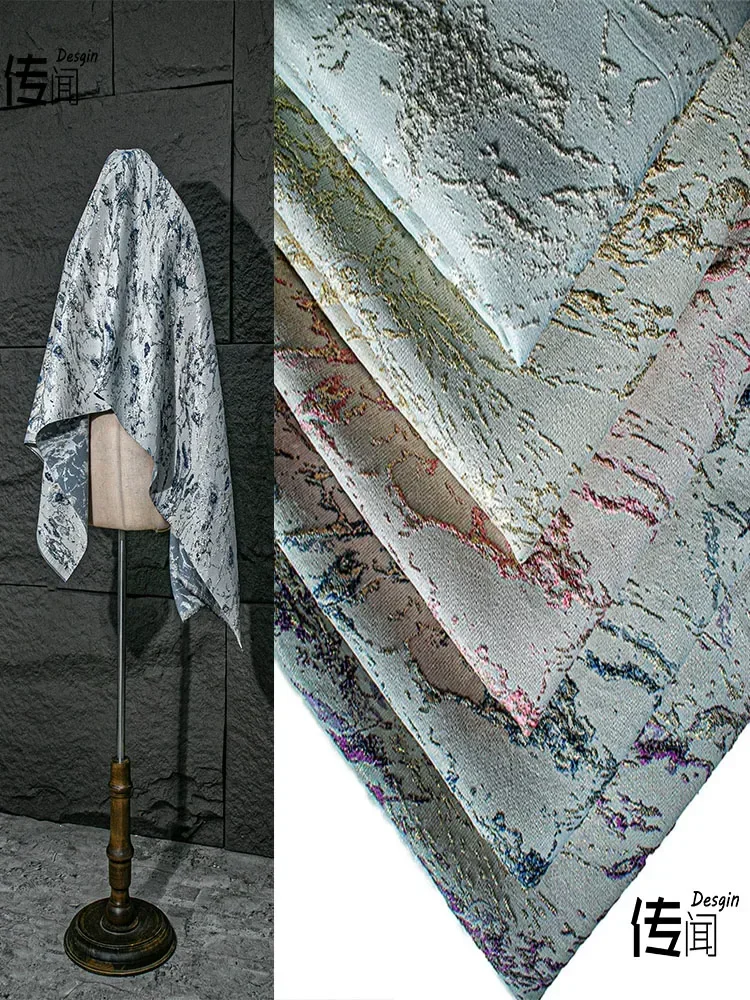 

Металлическая проволока Жаккардовая ткань Художественное платье Глянцевая одежда Дизайнерская одежда Швейная ткань Ткань на метр Diy