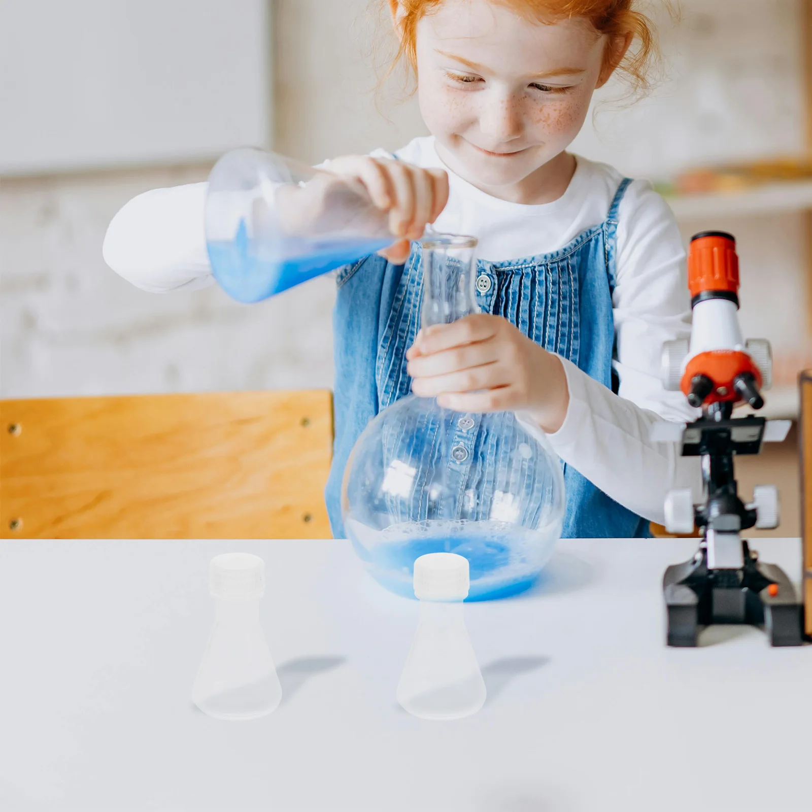 

5Pcs Conical Flasks Plastic Lab Erlenmeyer Flat Bottom Lid Chemistry Experiment Transparent Large Mouth