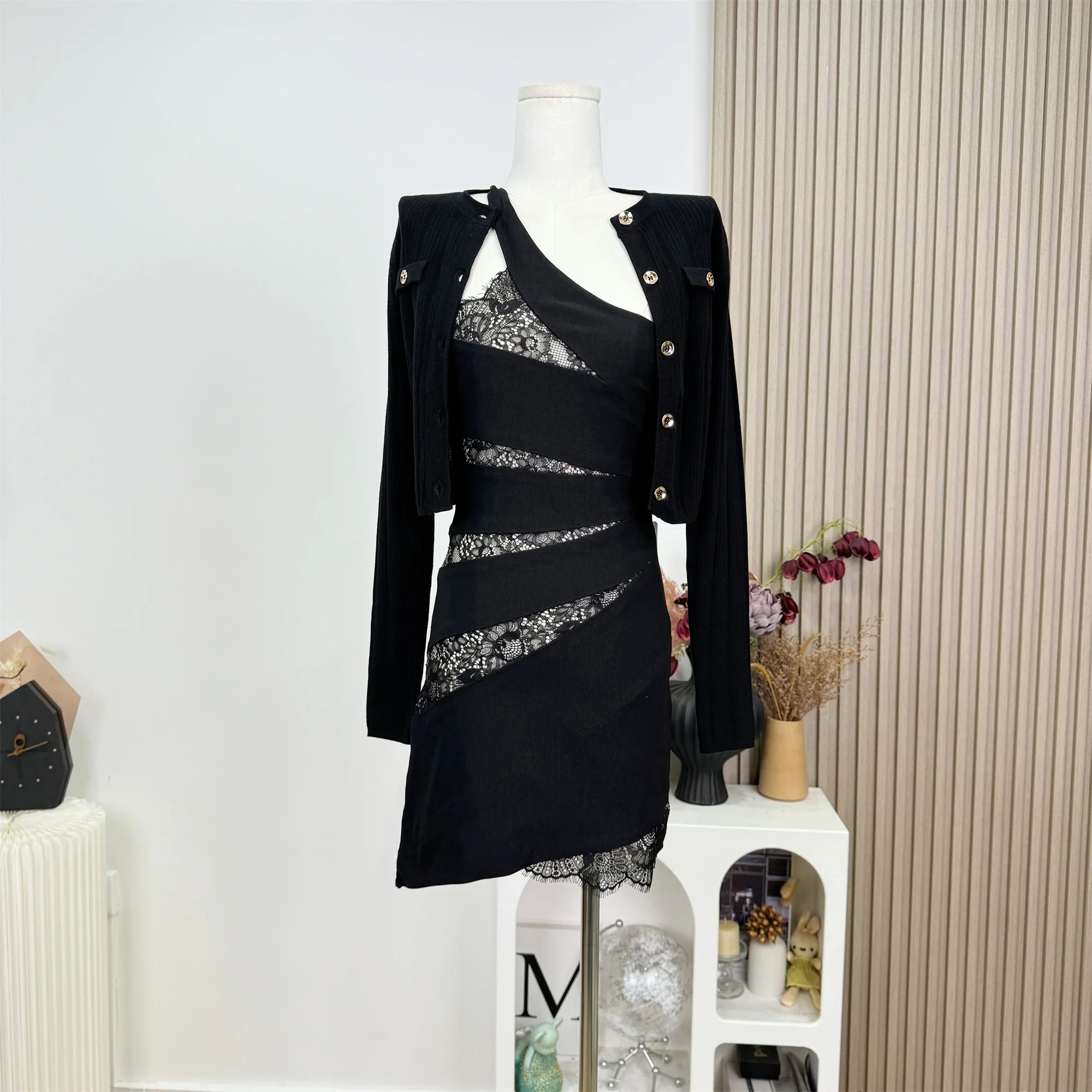 

Women Fashion New Off Shoulder Sleeveless Evening Dress Summer Black Bodycon Lace Patchwork Short Dress+cardigan