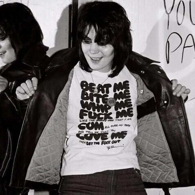 Joan Jett Beat Me Bite Me camiseta Blackhearts Softstyle camiseta Runaways