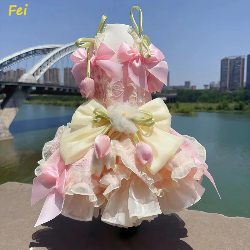 Luxury Princess Style Dog Dress with Lace Bow Long Tail Handmade Tulip Flower Pet Clothes for Small Medium Dogs High-End
