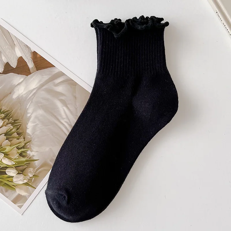 5 Pair /Lot Socks for Women Ruffle Cotton Middle Tube Ankle Short Breathable Black White Set Spring Autumn