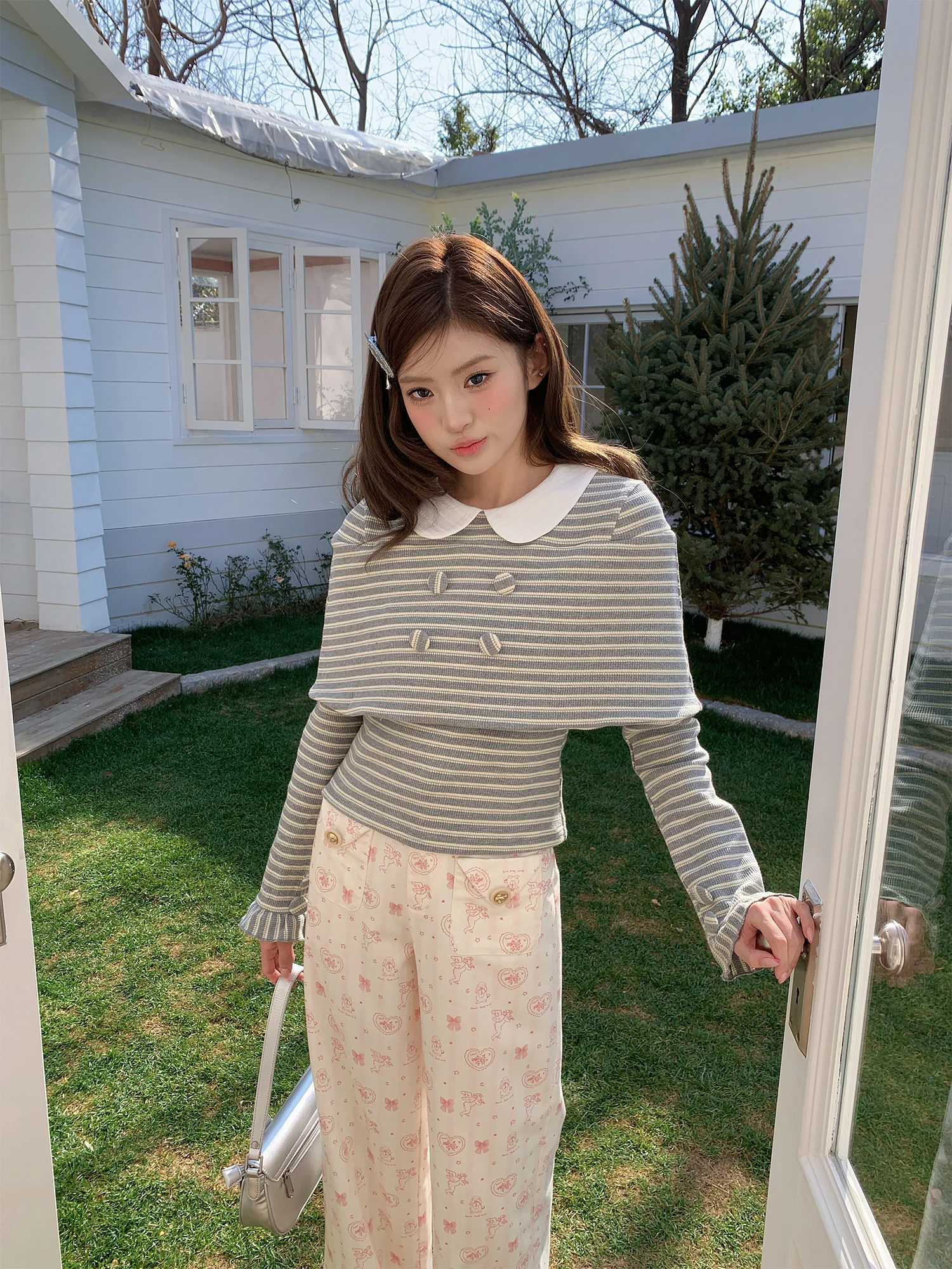 

Весенняя женская приталенная трикотажная футболка в полоску с длинным рукавом и воротником-хомутом, удобная, мягкая, в корейском стиле, повседневный топ