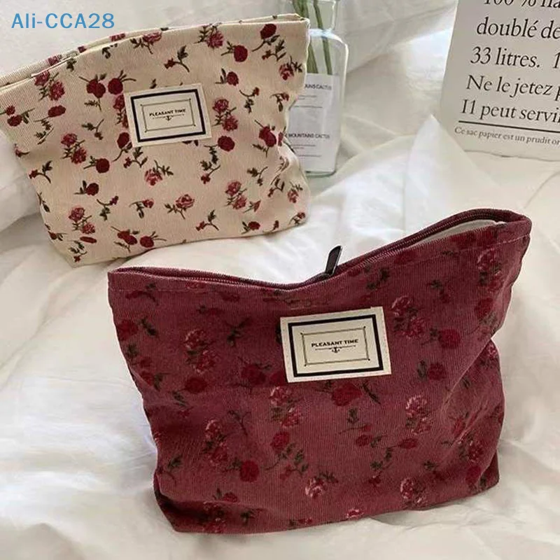 Corduroy Flower Cosmetic Bag Clutch Bag Large Makeup Organizer Bags Korean Cosmetic Pouch Women Cute Toiletry Beauty Case