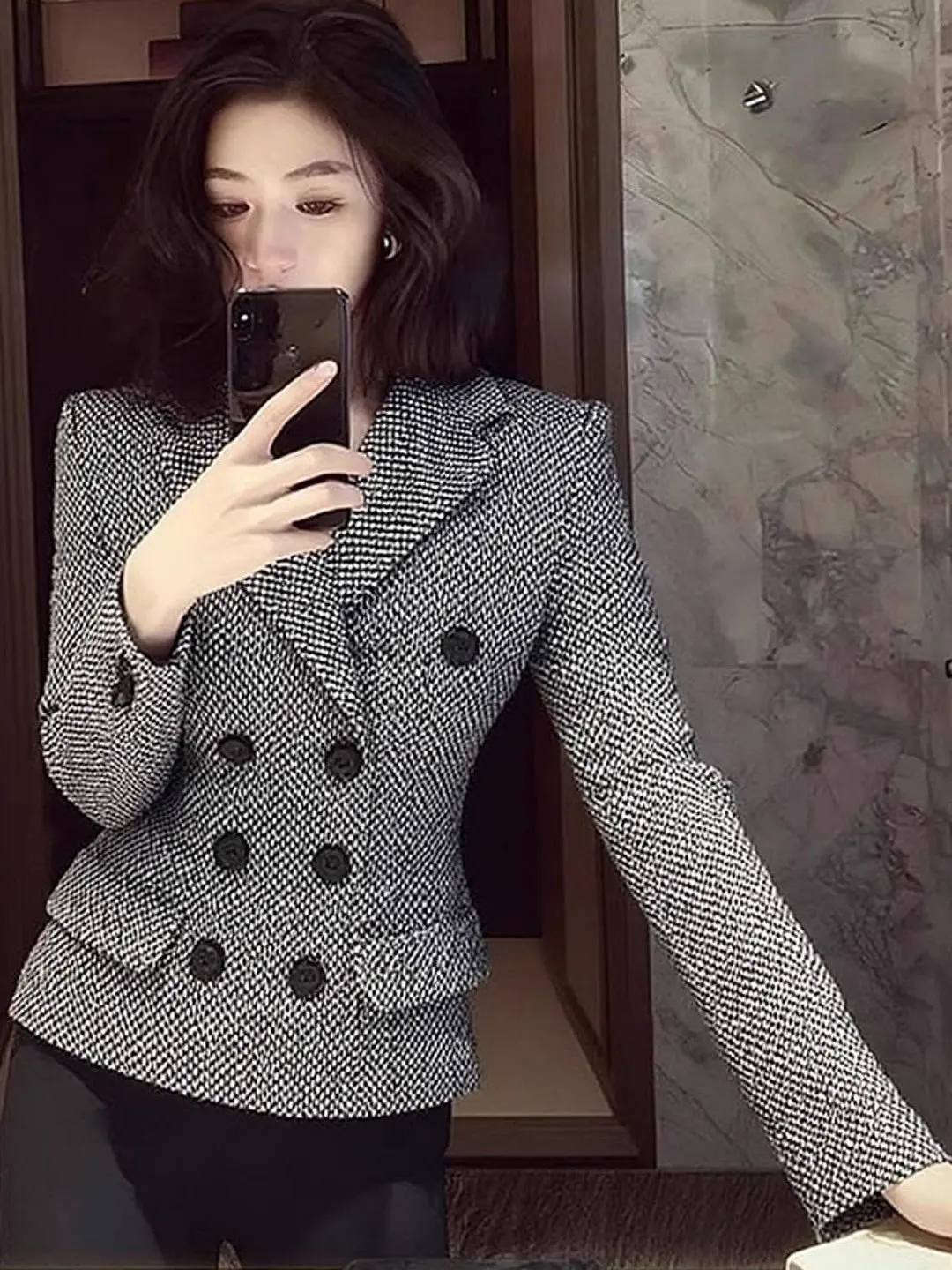 

High-End ey Tweed Women's Suit Jaet Double-Breasted ort Top Warmth Faion Sle Small Luxury Autumn Winter New Arrival