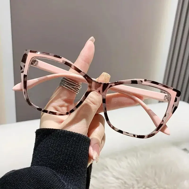 Fashionable Color Blocked Cat Eye Shaped Decorative Glasses Exquisite Upward Mirror Shape To Decorate Face Shape