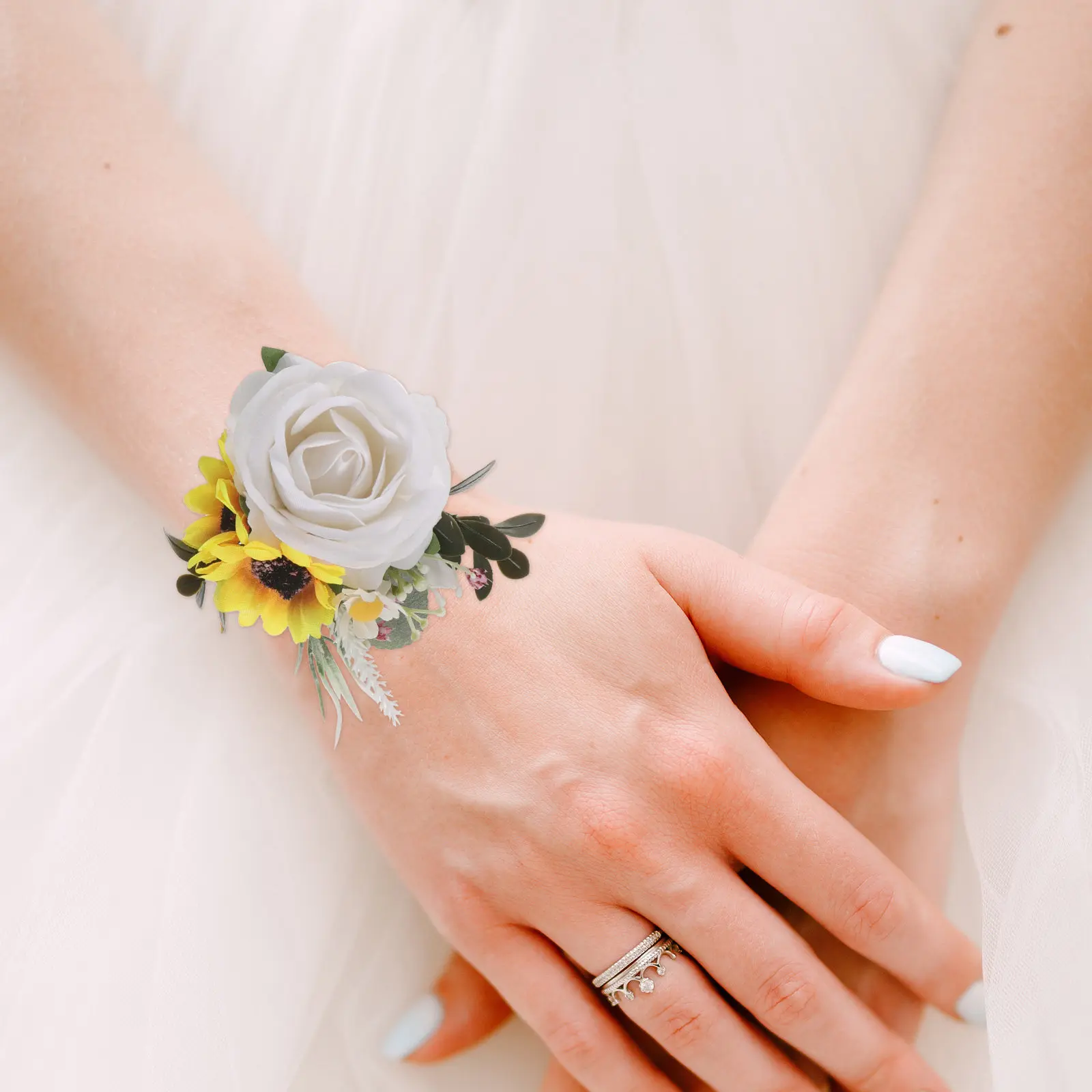 

Набор из 2 штук: свадебные браслеты-корсажи и бутоньерки, искусственные цветочные браслеты-ремешки, бутоньерки для жениха и шаферов для церемонии