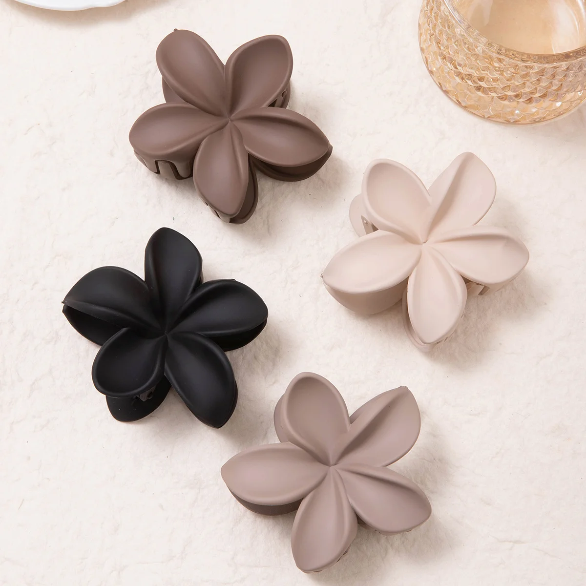 4Pcs New Fashion Flower Hair Claws for Women Large Hair Clips Crab Clamps Frosted Ponytail Shark Clip Headdress Hair Accessories