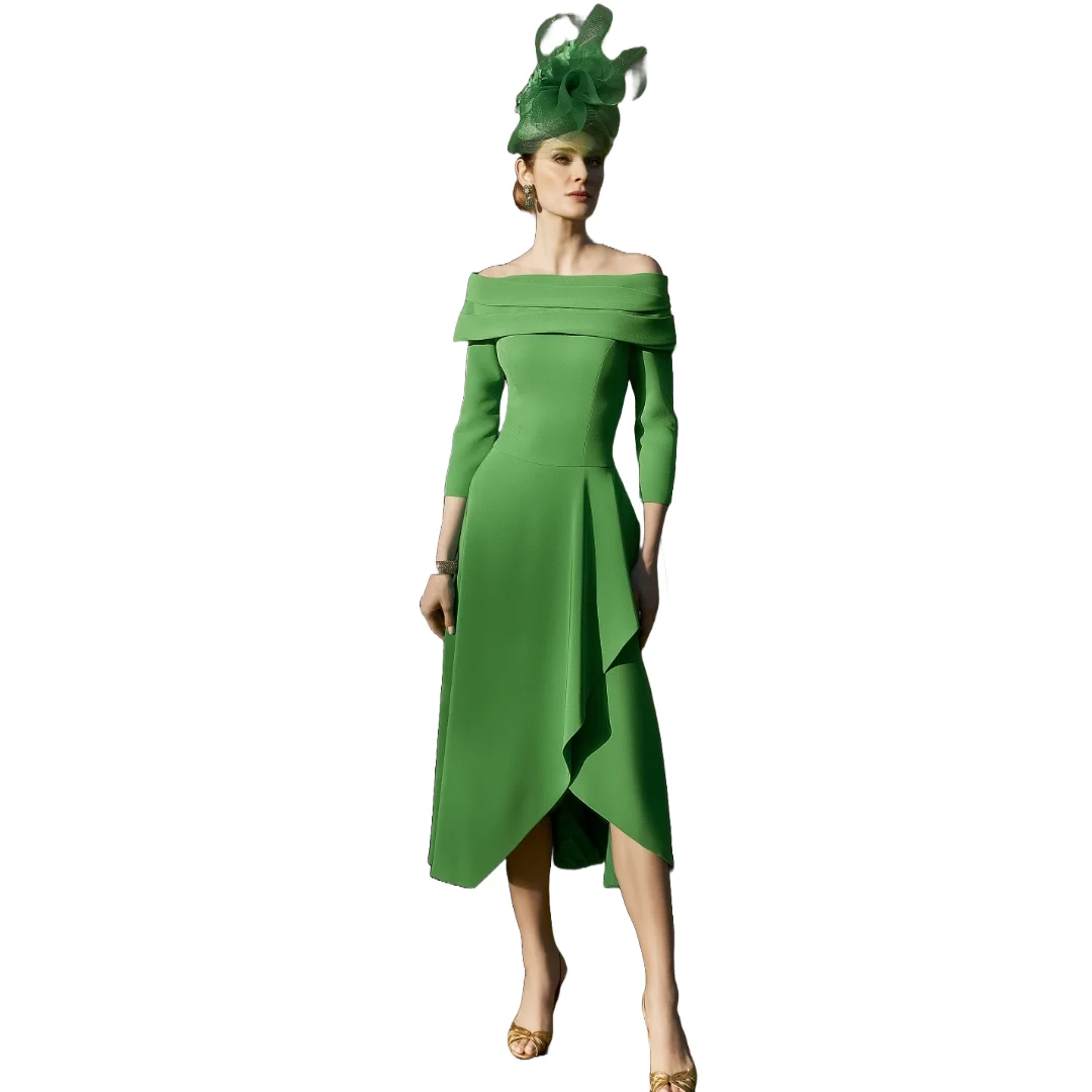 Customized Vibrant Green Off-Shoulder Mother of the Bride Dress with Asymmetrical Hemline and Fitted Bodice for Stylish Wedding