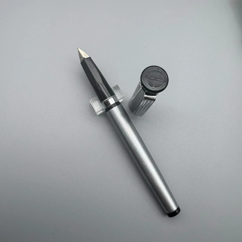 Wingsung Silver Fountain Pen 0.5F Nib Squeeze Ink Absorption Business Classic Design Office Supplies Students Writing Gift Pen