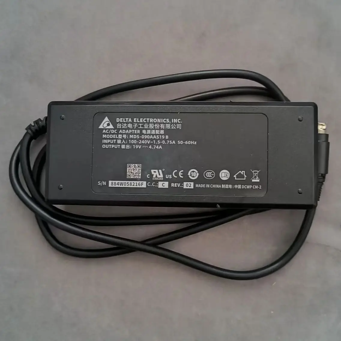 

Подходит для открытия инструмента, цветной ультразвуковой адаптер питания Delta, 3-контактный, 19-вольтовый, 4,74 А, модель MDS-090AAS19B