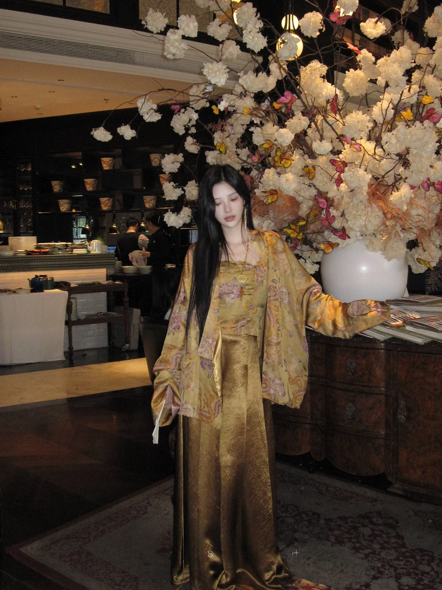

New Chinese Style Silk Embroidered Jacket Strap Acetate Wide Leg Pants Three Piece Set Floral Pattern Long Sleeve Loose Fit