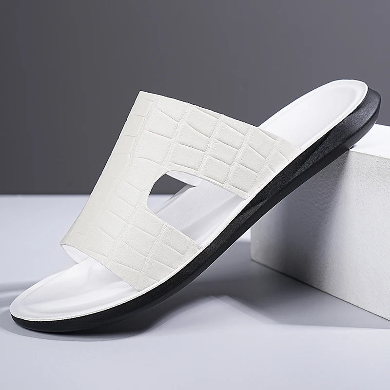 

Elegant Simple Men Summer Flat Sandals Soft Bottom Anti Slip Structure Student Daily Relax Walking Shoes