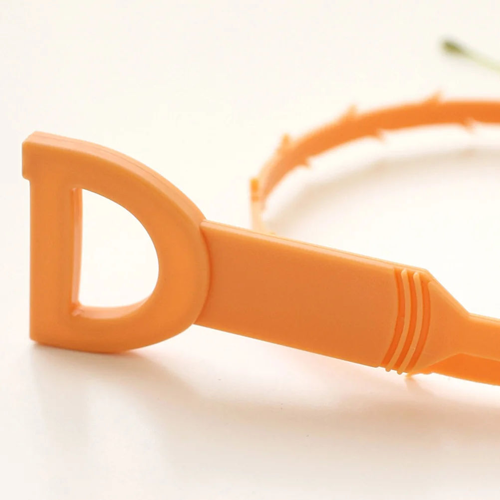 

5Pcs Drain Cleaning Tool Flexible Barbed Plastic Hair Clog Remover for Kitchen Bathroom Tub Sink Drain Cleaning Tool