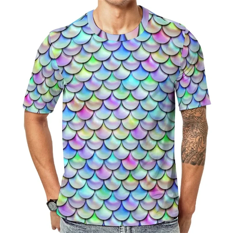 Iridescent Mermaid Scale Print Men T Shirt Quick Dry Summer Vacation Beach Casual Short Sleeve Tee
