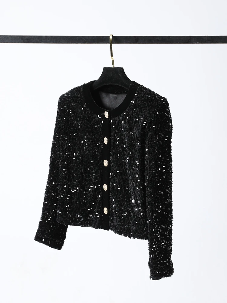 2024, inizio autunno, nero, leggero, lussuoso, scintillante, cappotto corto, festa, haute couture