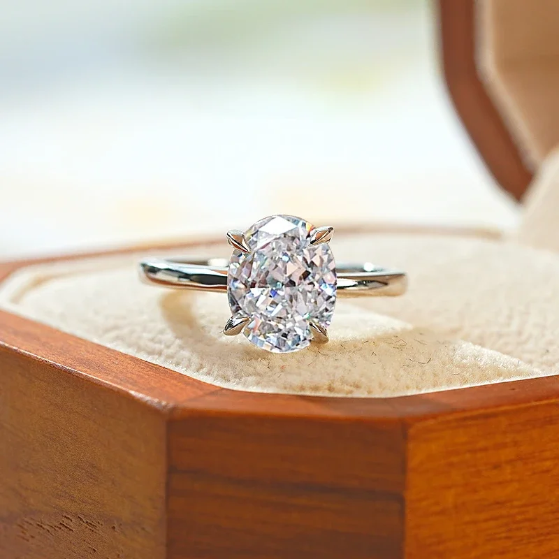 

NEW Elegant and Fashionable Pigeon Egg Ring Set with High Carbon Diamonds Radian Broken White Diamonds gift Jewelry