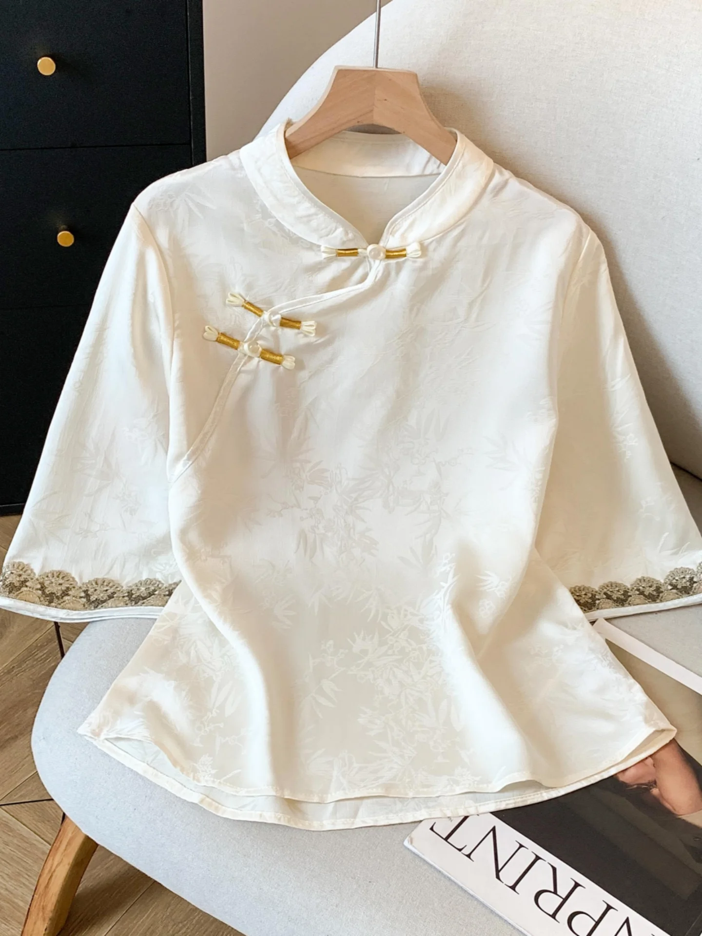 

New Chinese Style Short Sleeve Embroidered Shirt Women Summer 2026 plus Size Flattering High-End Feel Floral Print Top