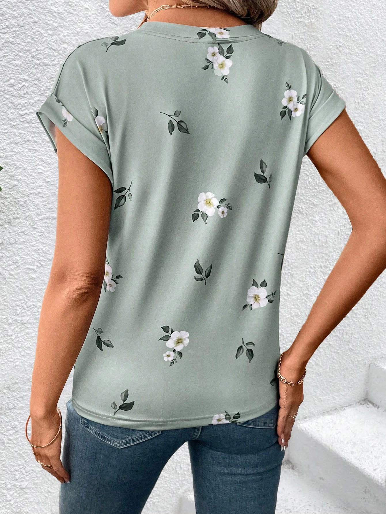 Women's Tee Crew Neck SS Floral Print Twist Hem Soft Knit Loose Fit Tops Casual Tee Spring Summer Chic Tee Daily Breathable Tops