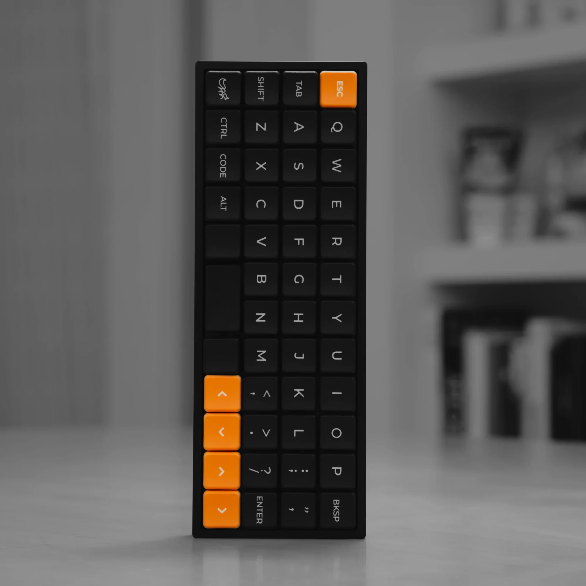 

Geonix48 Pro 48-клавишная механическая клавиатура | 4х12 Ортолин | Горячая замена Choc V1 PG1350 | USB-C | Поддержка QMK VIA