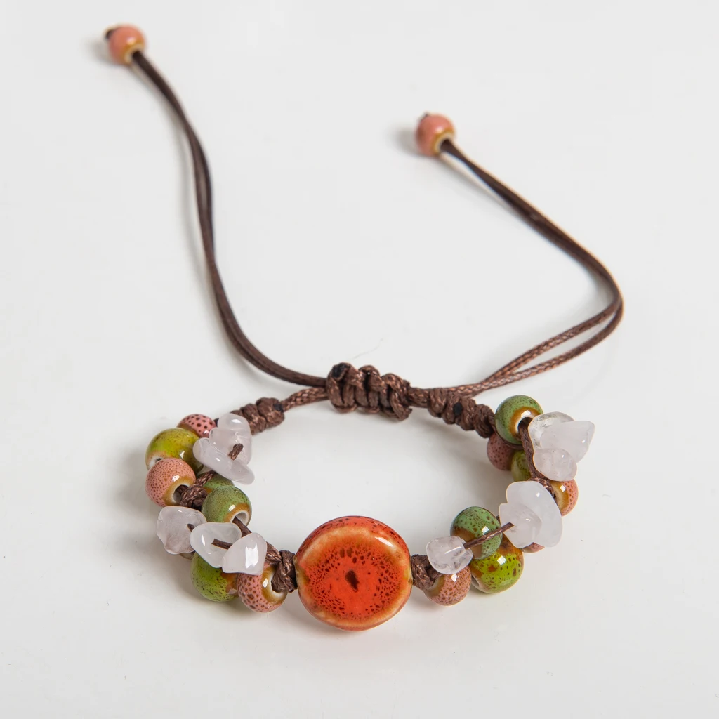 Buntes handgefertigtes Armband aus Keramik und Natursteinperlen, verstellbares Seil, Boho-Vintage-Schmuck für Frauen S03-126