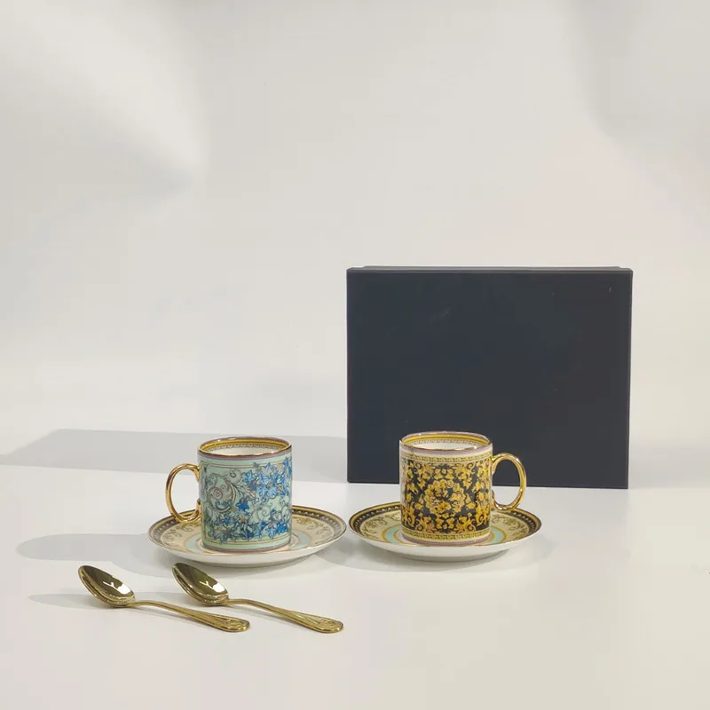 

Deluxe Ceramic Cup and Plate Set Travel Cup Modern Design Afternoon Coffee Cup