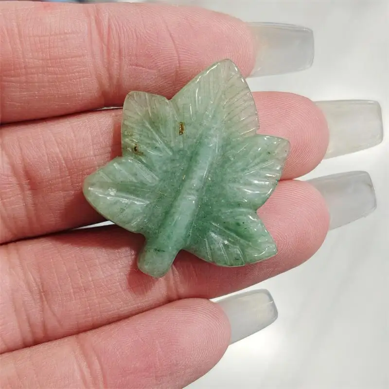Natural Quartz Stone Maple Lead Carving Reiki Healing Fengshui Reiki Stone DIY Holiday Crafts Gift 2PCS