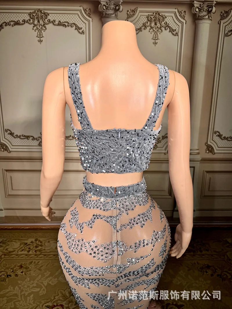 الجنية الفاخرة لامعة الفضة حجر الراين مزاجه ريشة الحمالات ذيل السمكة فستان مأدبة مرحلة الأداء Ballkleid Luxuskleid